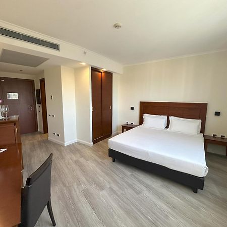 Hotel Capannelle Roma Kültér fotó