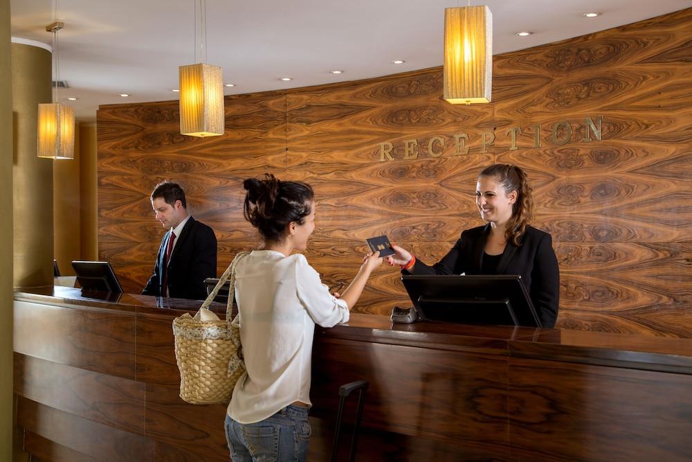 Hotel Capannelle Roma Kültér fotó