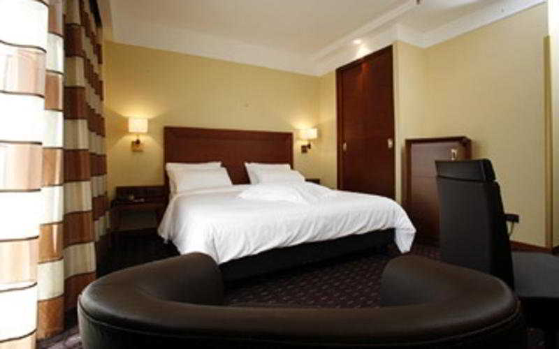 Hotel Capannelle Roma Kültér fotó